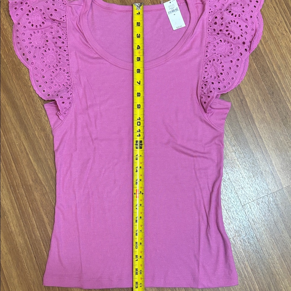 GAP Eyelet Sleeve Rib T-Shirt NWT - Picture 7 of 7